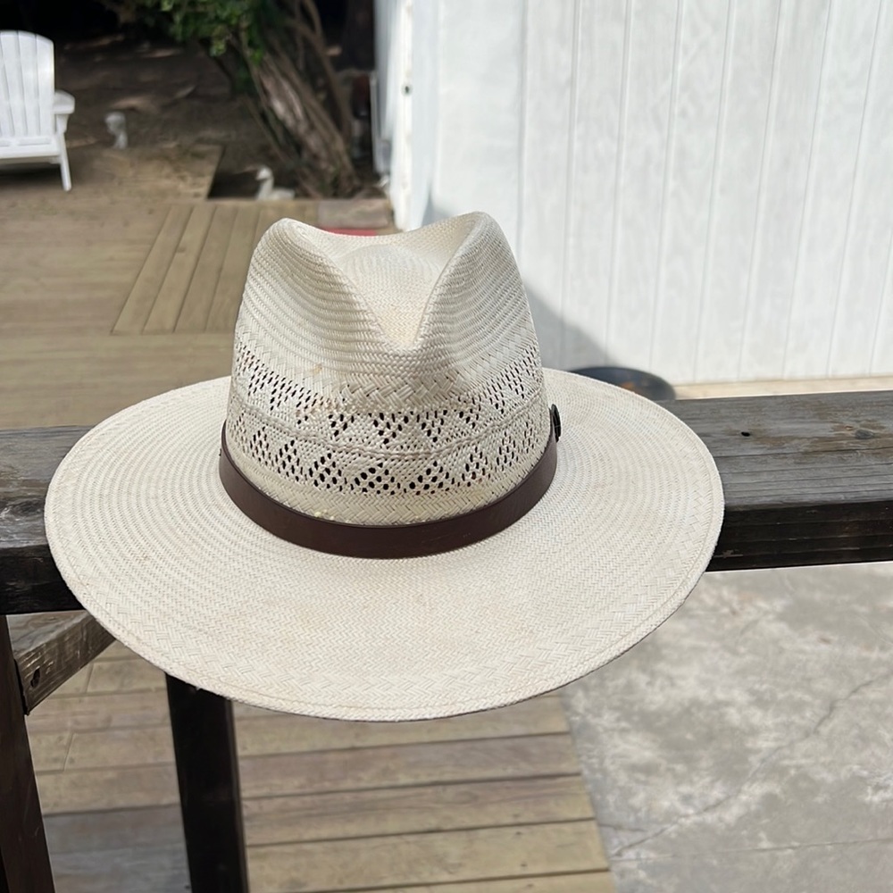 Goorin Brothers Fedora Cream w/brown leather band